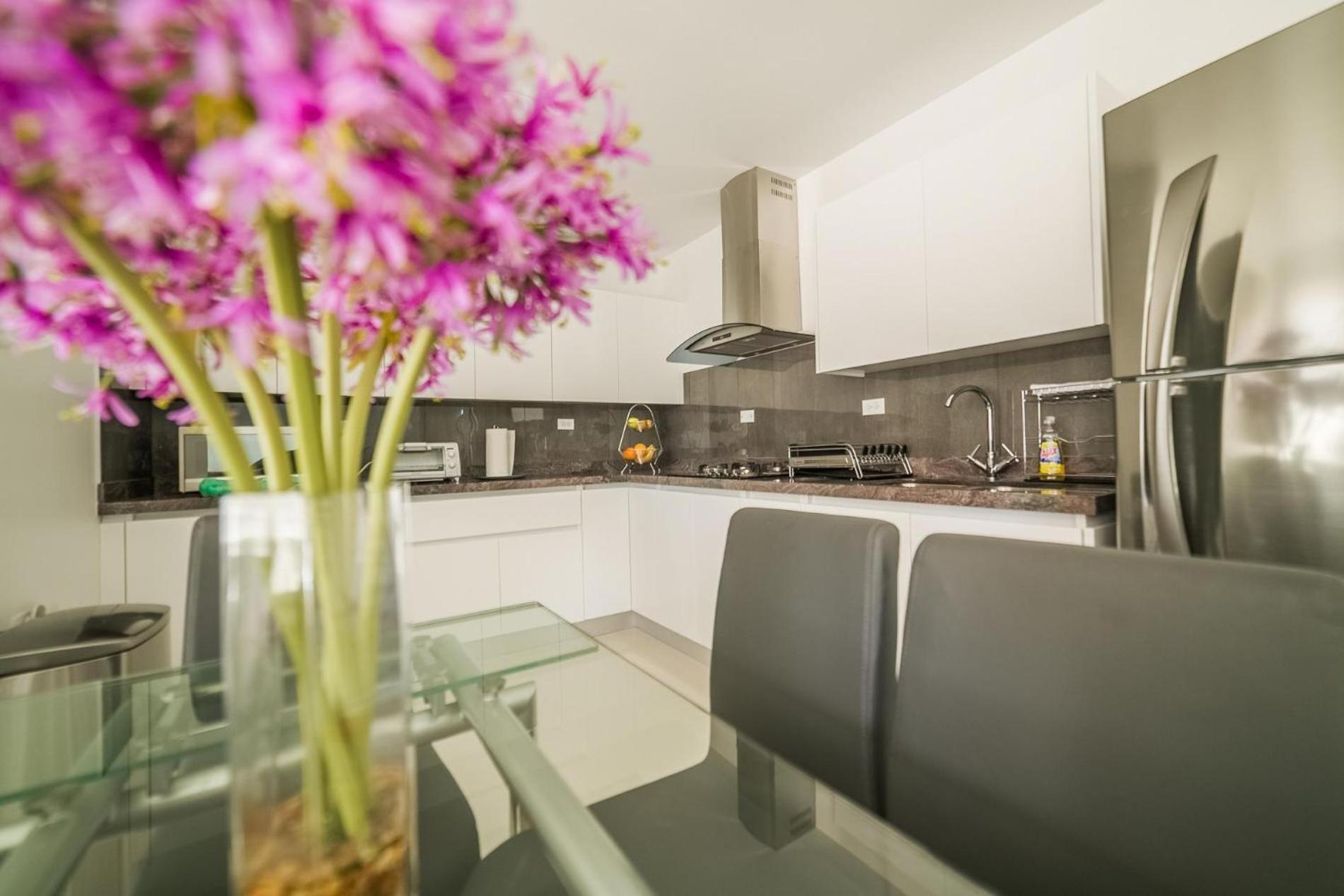 Koyari Modern Condos 9Br 7Ba Sleeps 26 W/ Pool And Roof Deck Palm Beach Exterior photo
